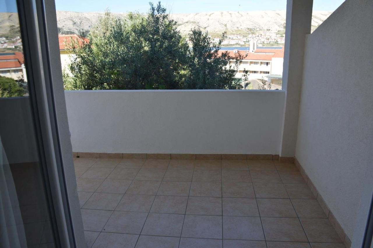 Apartments Burcul Pag Đảo Pag Ngoại thất bức ảnh