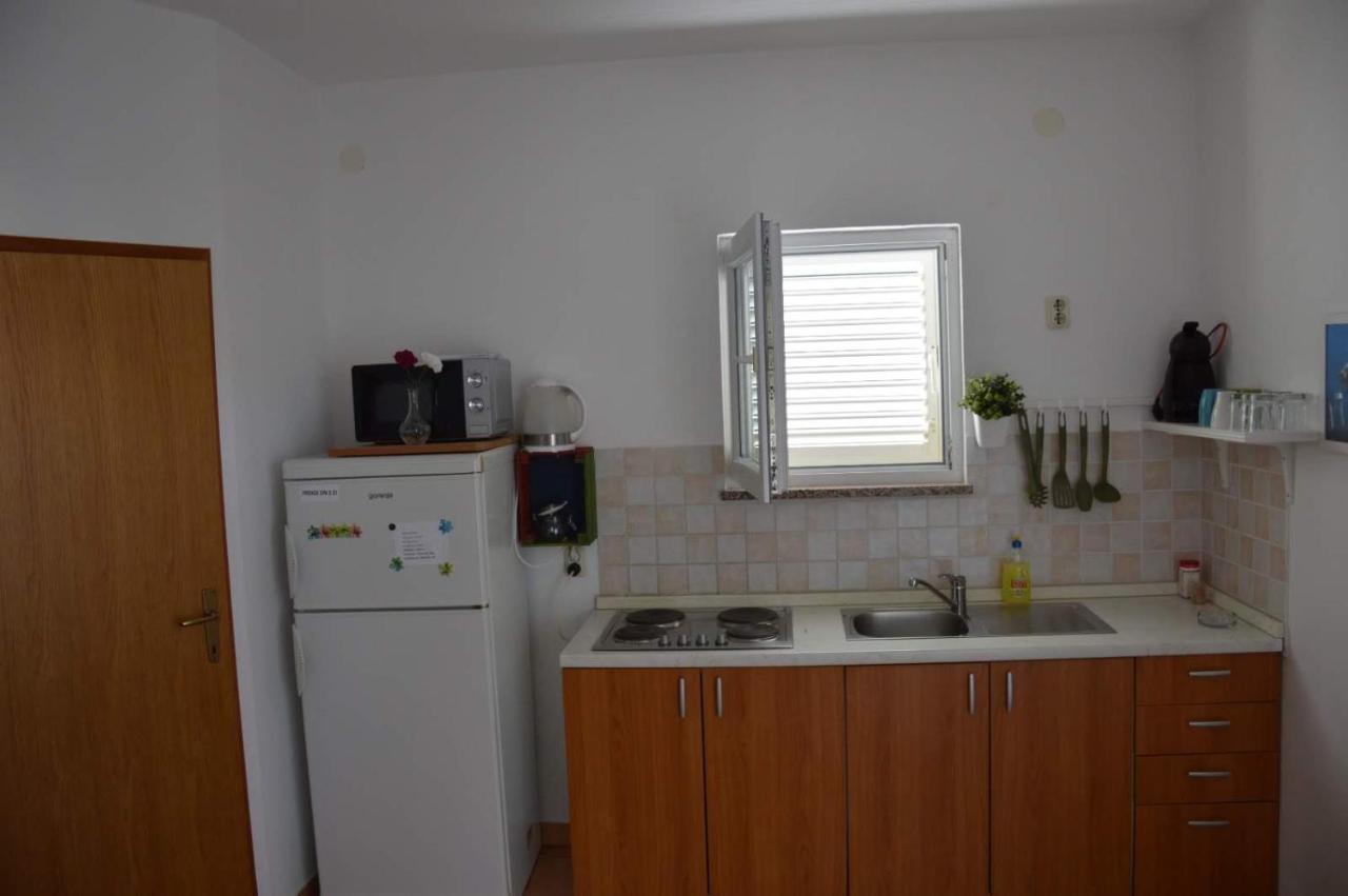Apartments Burcul Pag Đảo Pag Ngoại thất bức ảnh