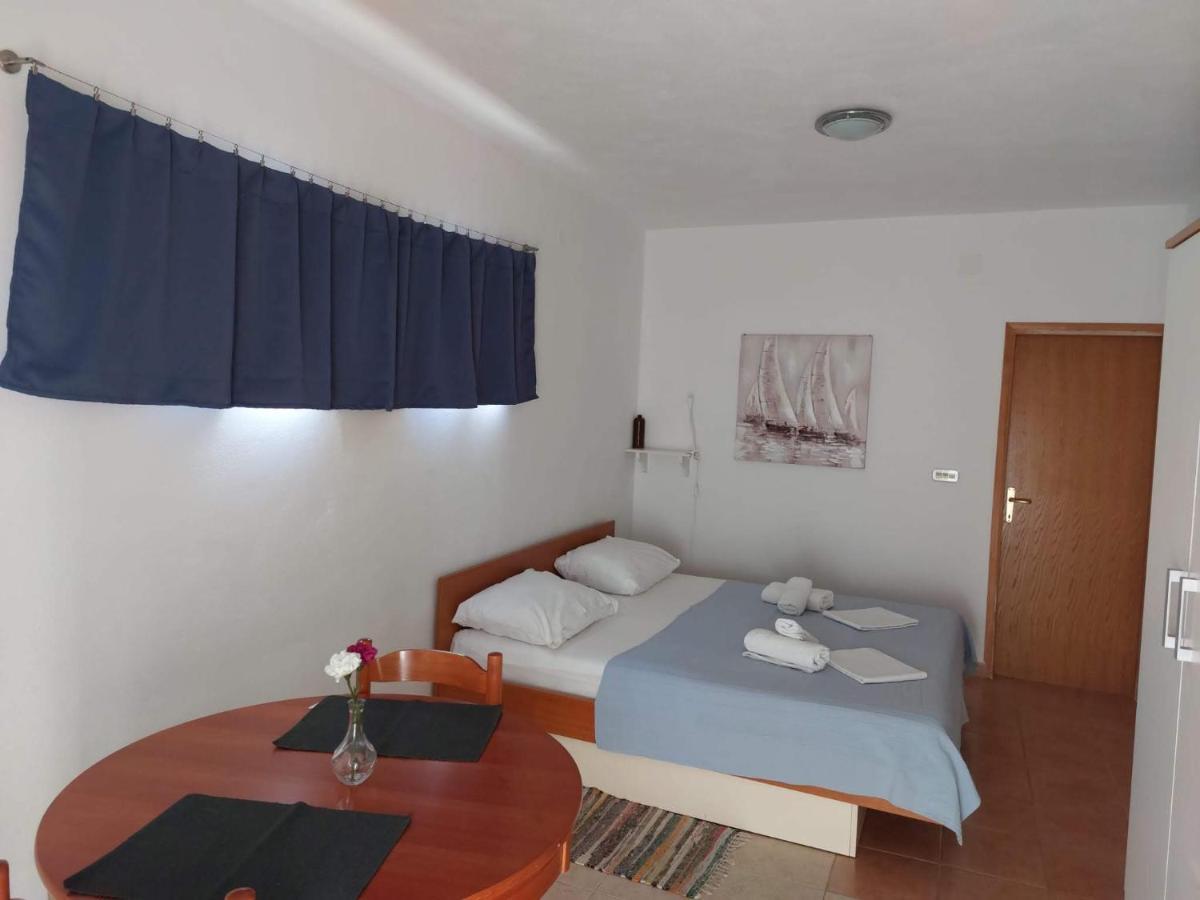 Apartments Burcul Pag Đảo Pag Ngoại thất bức ảnh