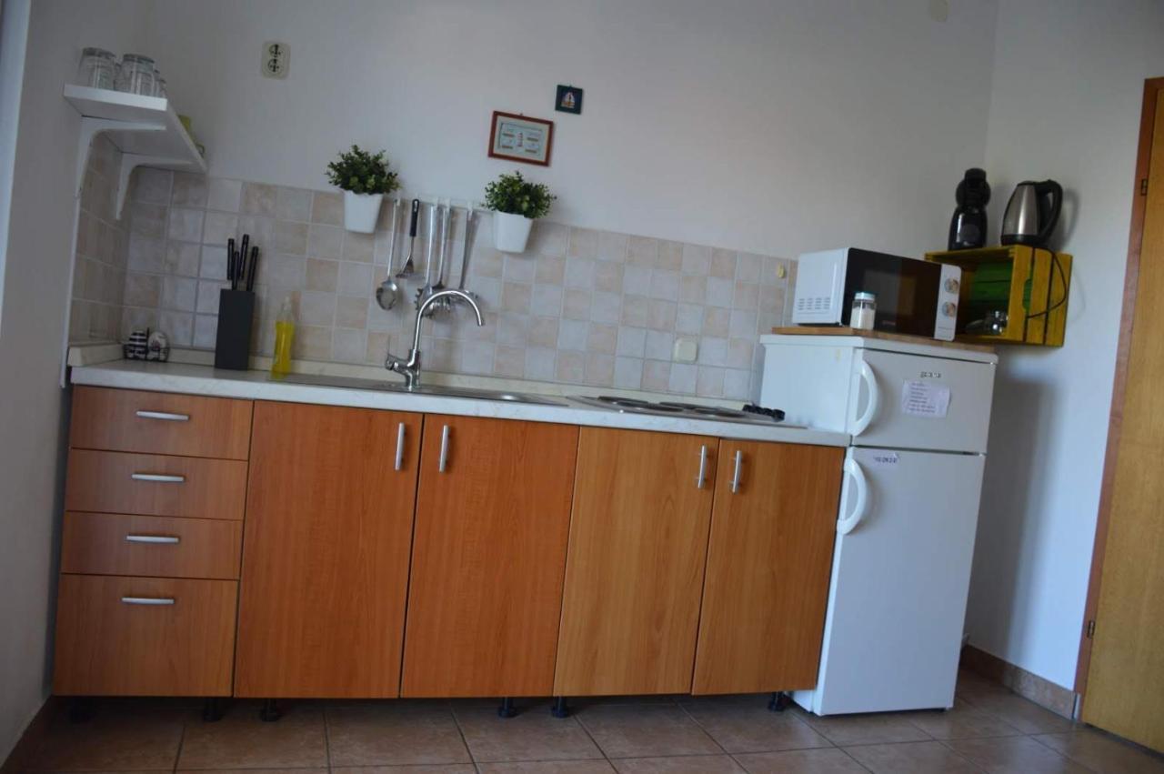 Apartments Burcul Pag Đảo Pag Ngoại thất bức ảnh