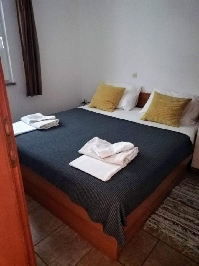 Apartments Burcul Pag Đảo Pag Ngoại thất bức ảnh