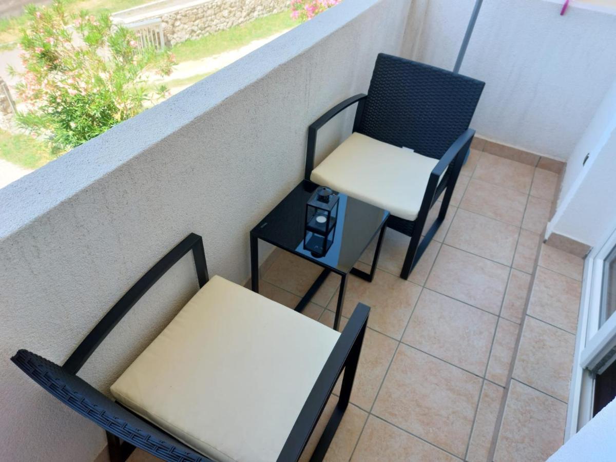Apartments Burcul Pag Đảo Pag Ngoại thất bức ảnh