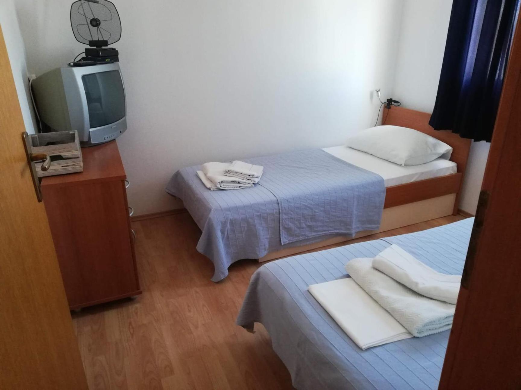 Apartments Burcul Pag Đảo Pag Ngoại thất bức ảnh