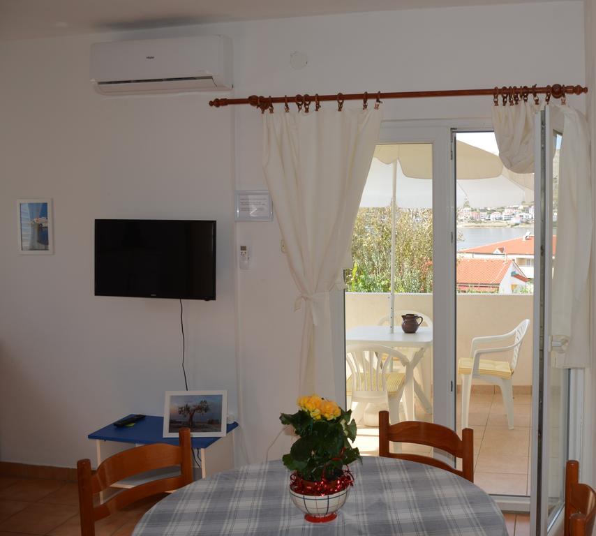 Apartments Burcul Pag Đảo Pag Ngoại thất bức ảnh